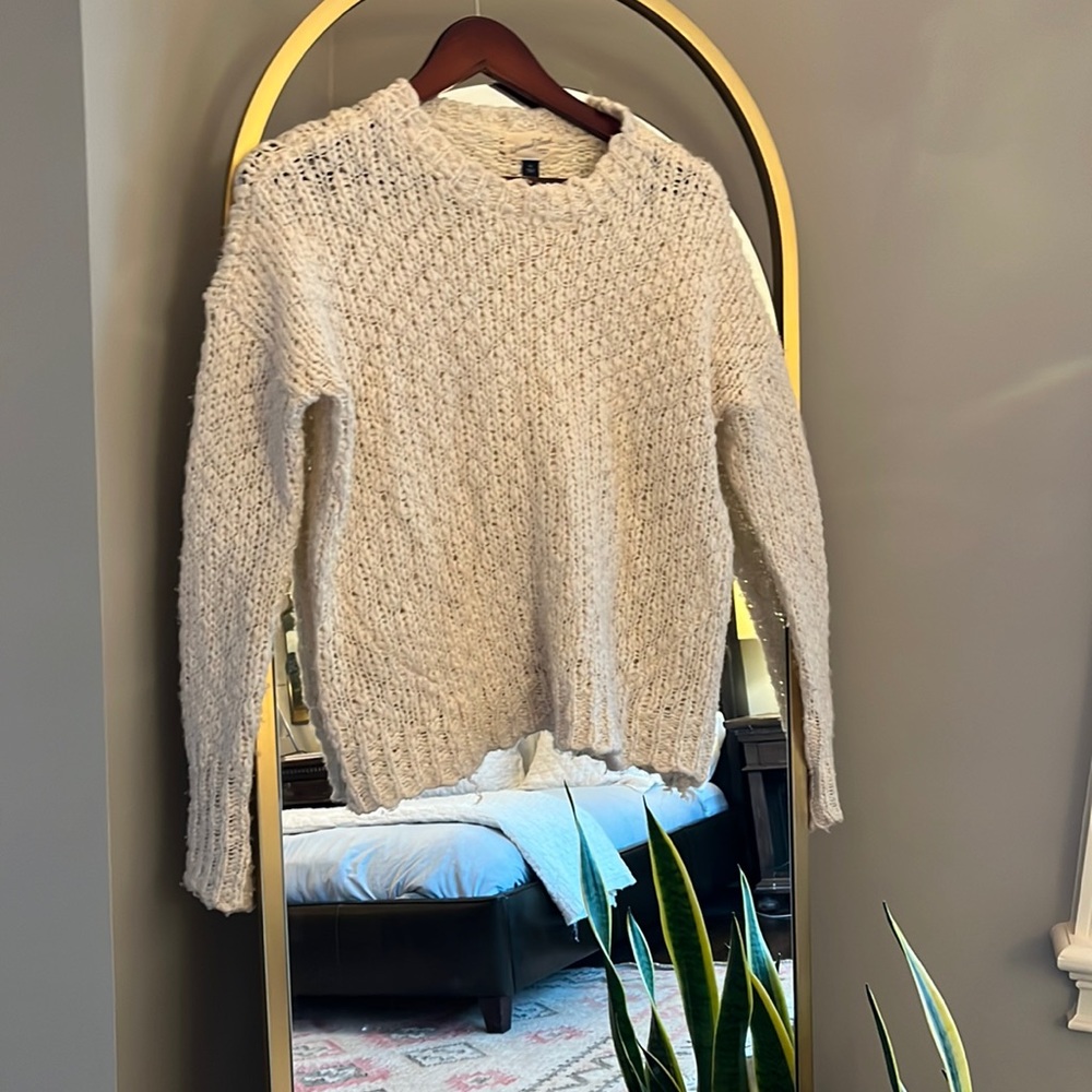 White knit crew neck sweater